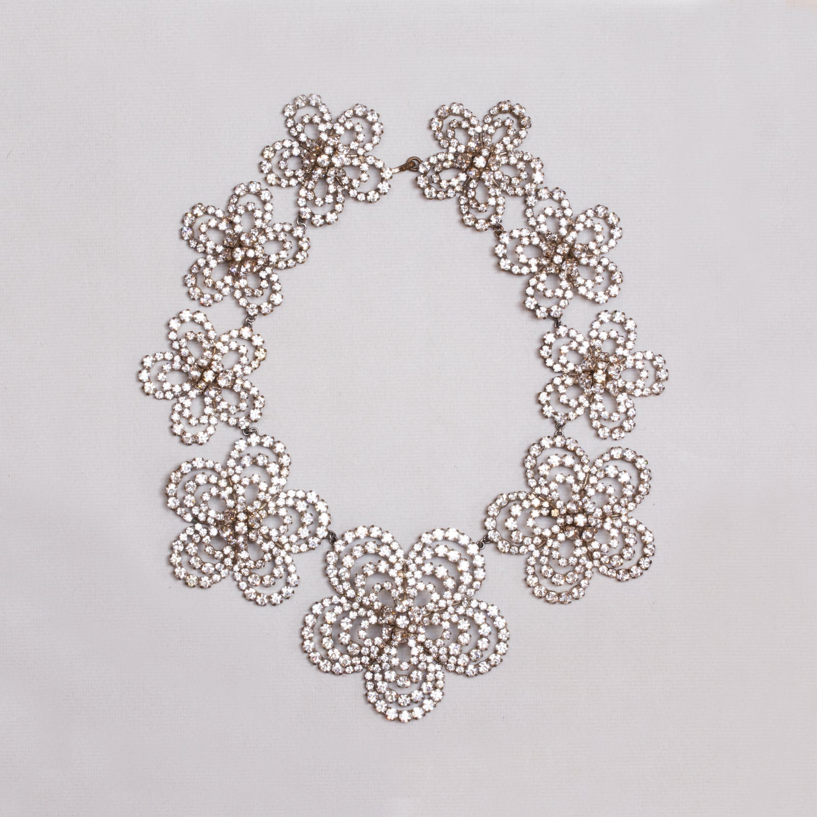 Vintage 1950s Flower Paste Necklace