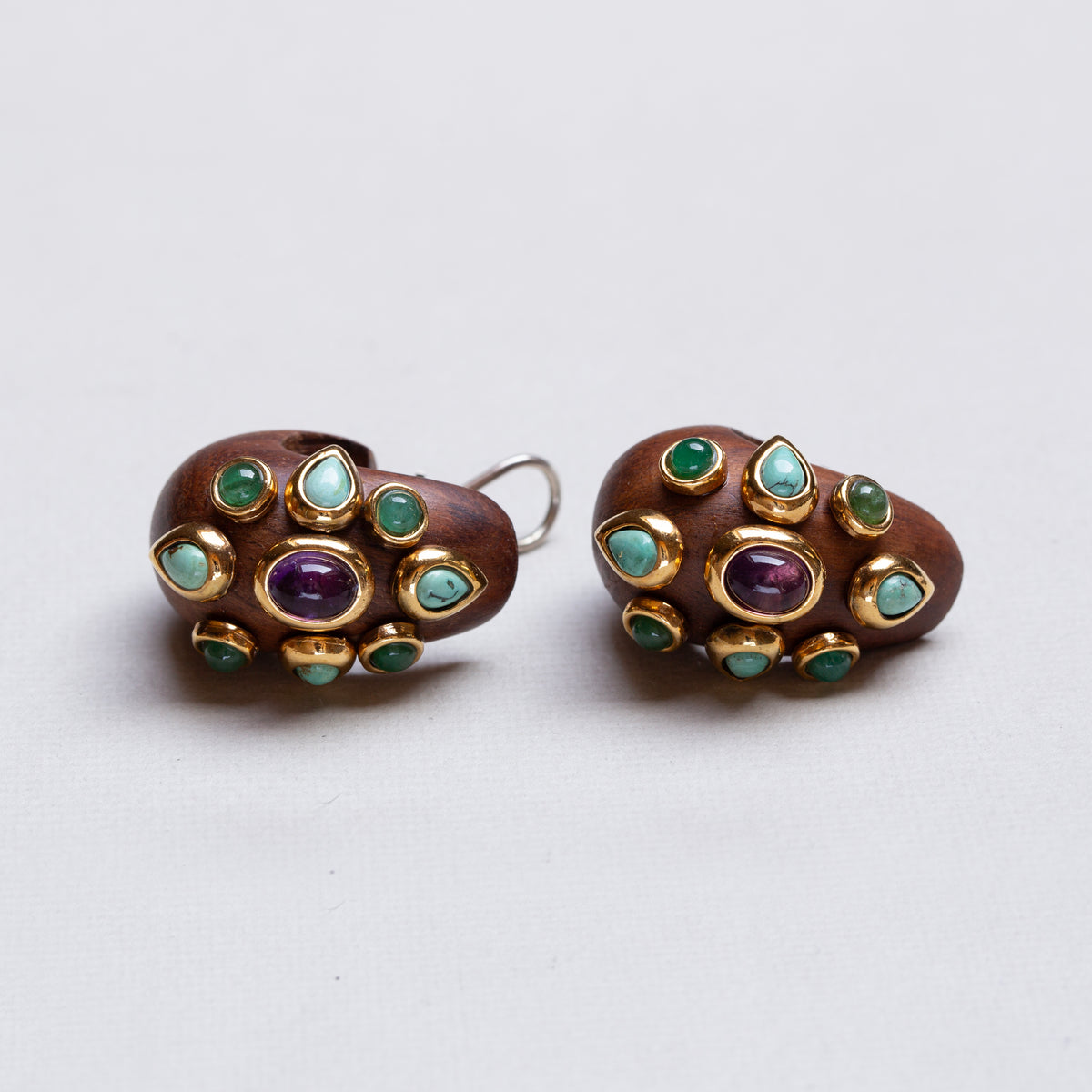 Vintage L'Oree du Bois 18ct Gold and Ebony Clip-on Earrings