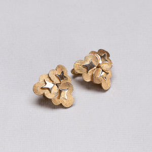 Vintage Trifari Gold Flower Clip-on Earrings