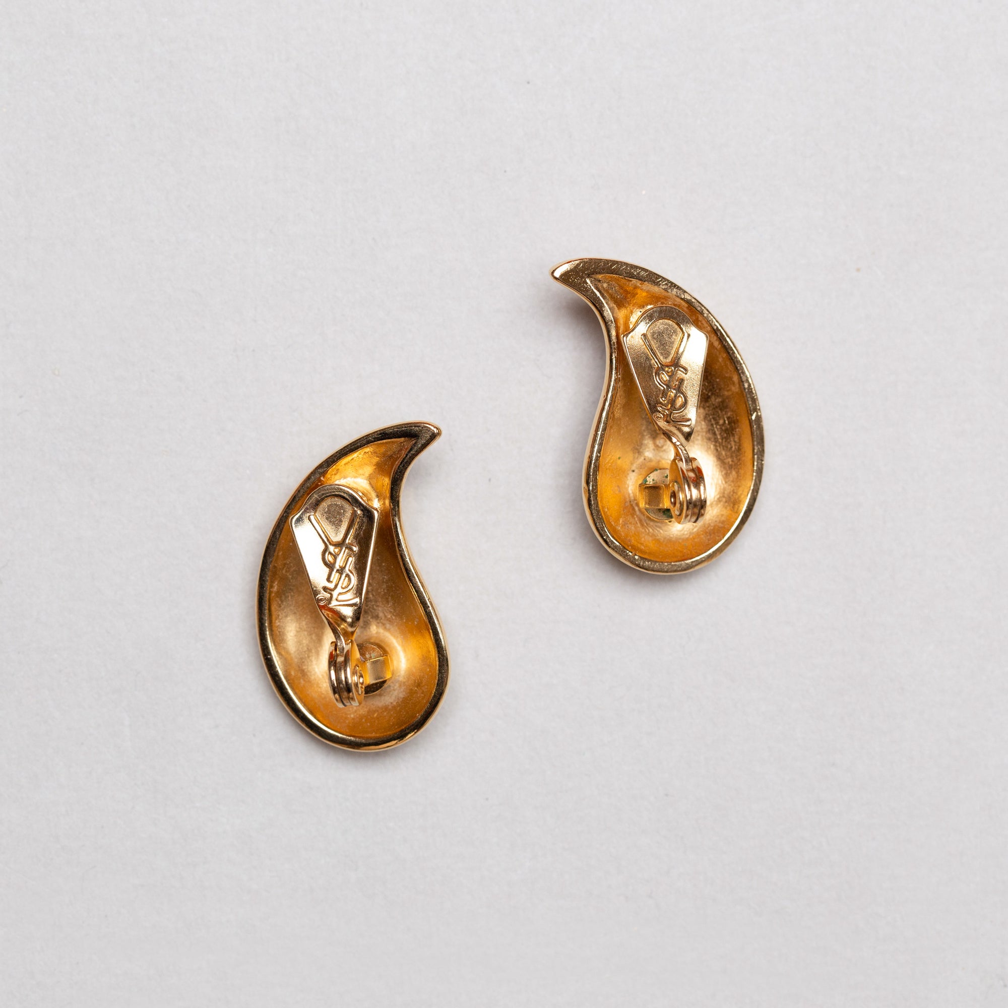Vintage Teardrop Gold Clip-on Earrings - felt