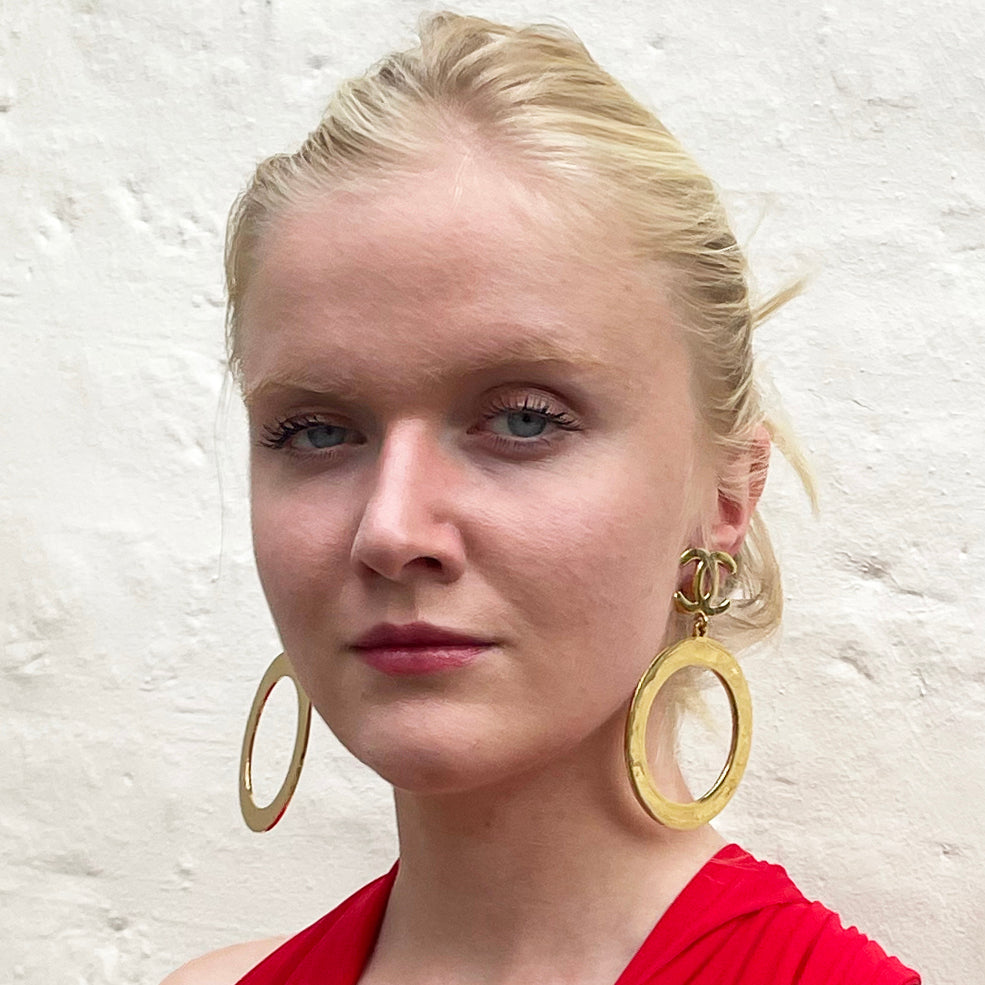 Vintage Chanel Gold Clip-on Earrings
