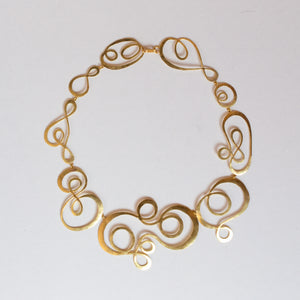 Ribbony Swoosh Necklace in 18ct Yellow Gold