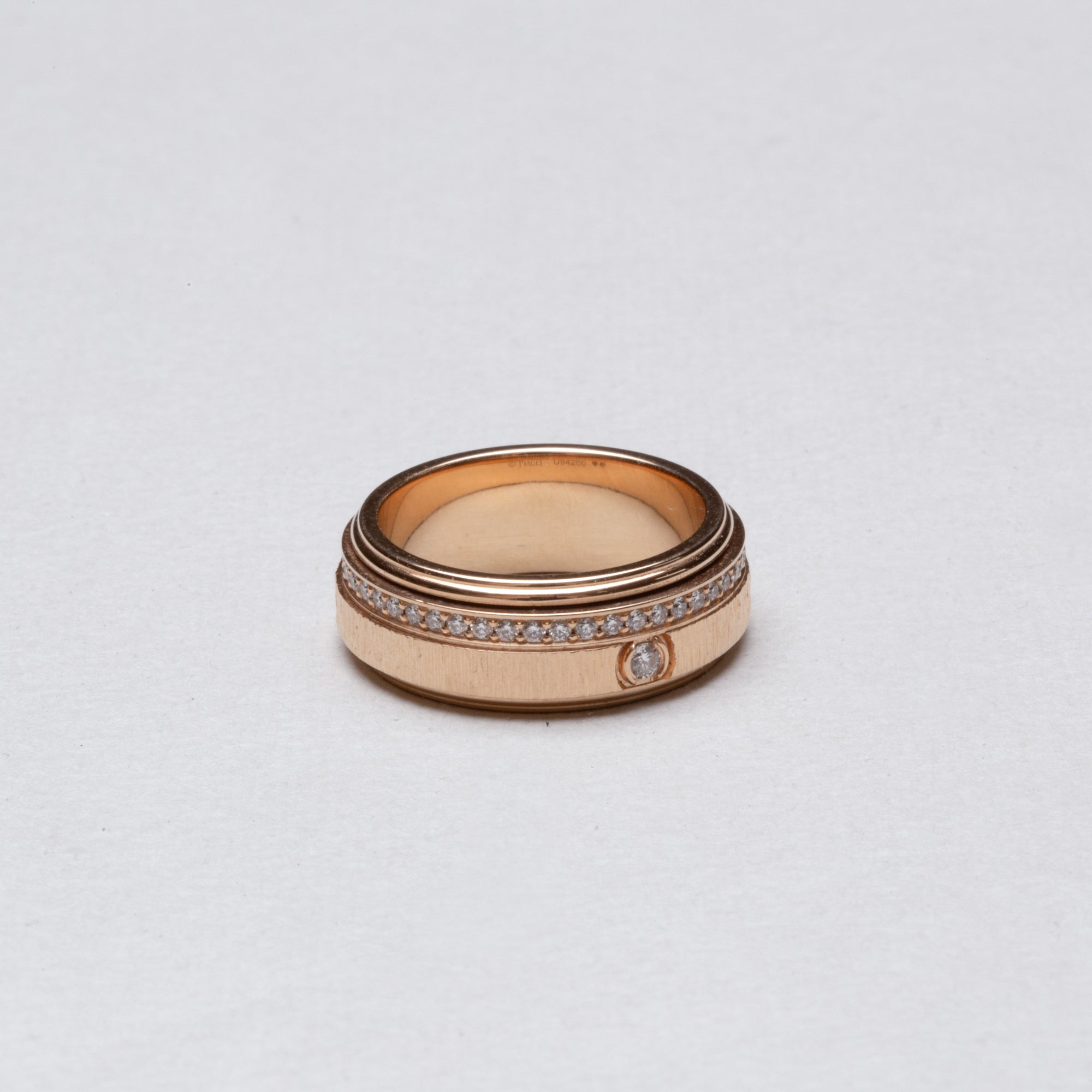 Piaget Possession "Decor Palace" Ring