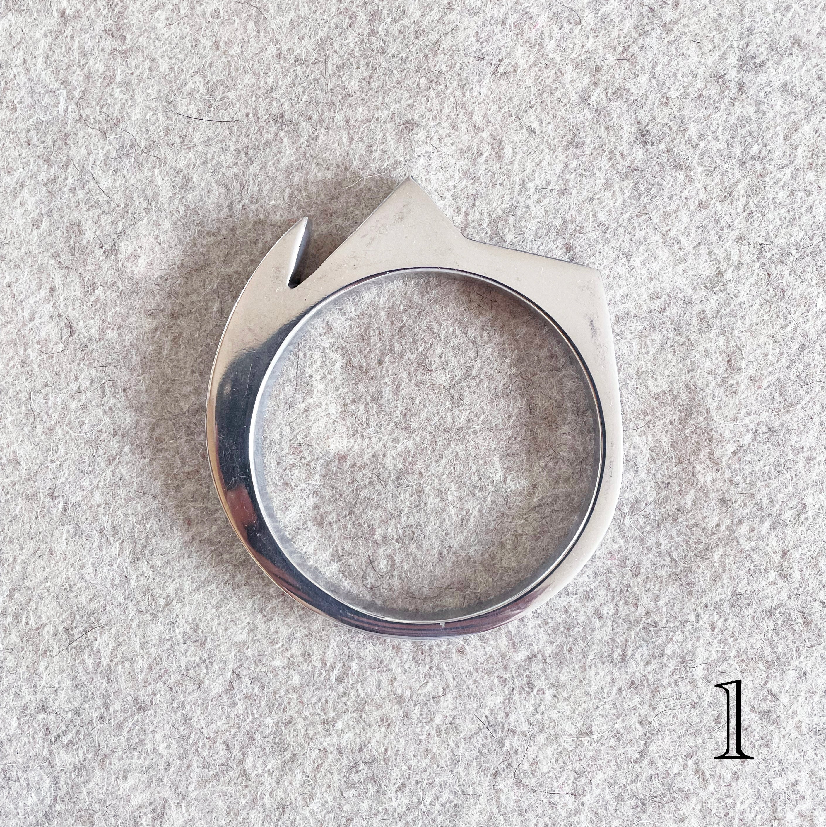 Glen Yank Vintage Aluminium Bracelet – felt