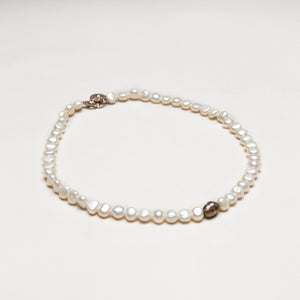 Vintage Van Peterson Pearl Necklace