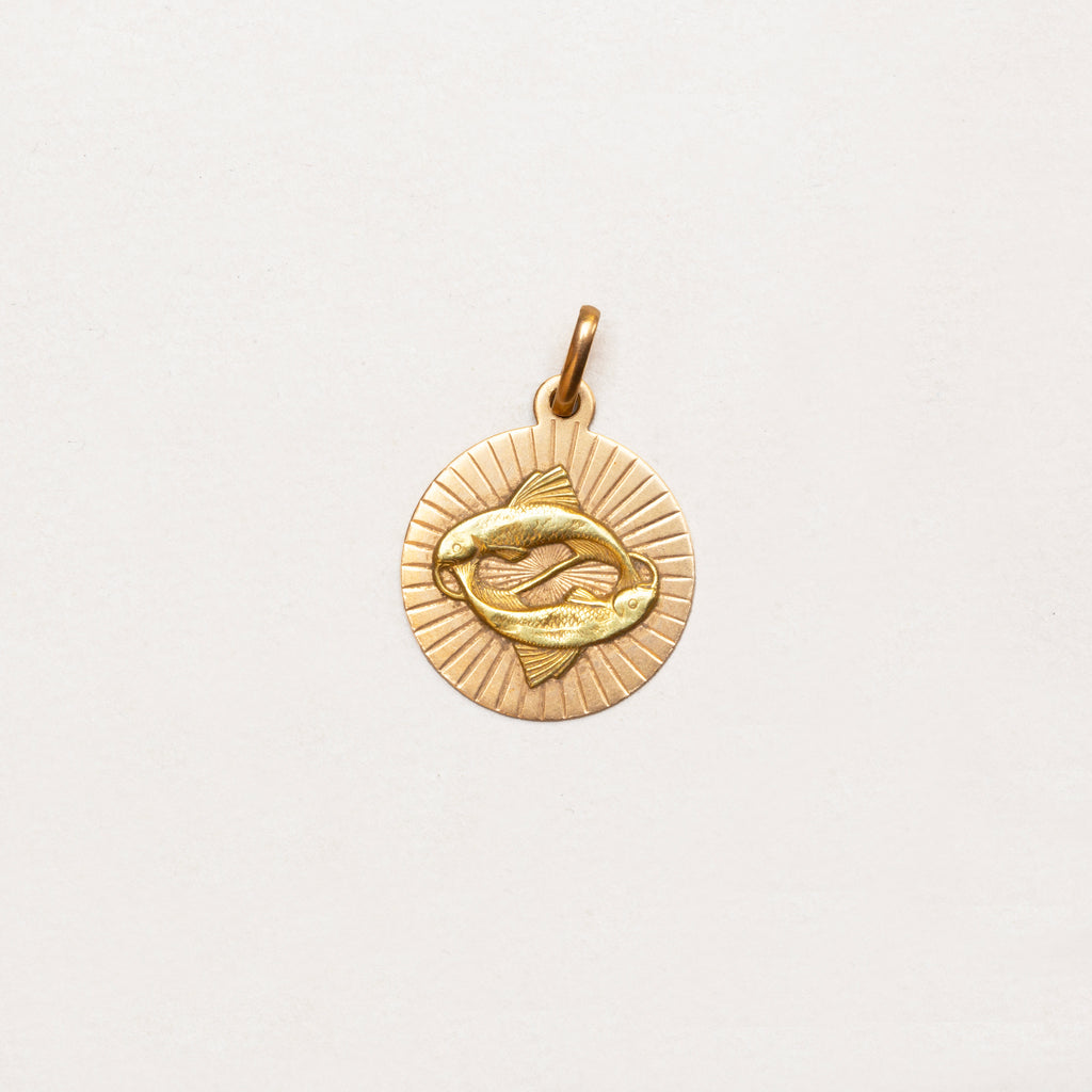 Vintage 18ct Gold Pisces Charm Pendant