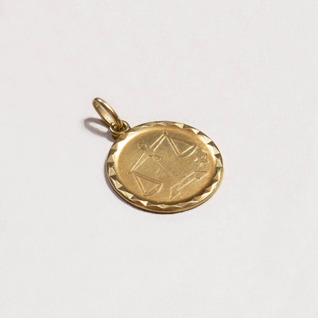 Vintage 14ct Gold Libra Zodiac Charm