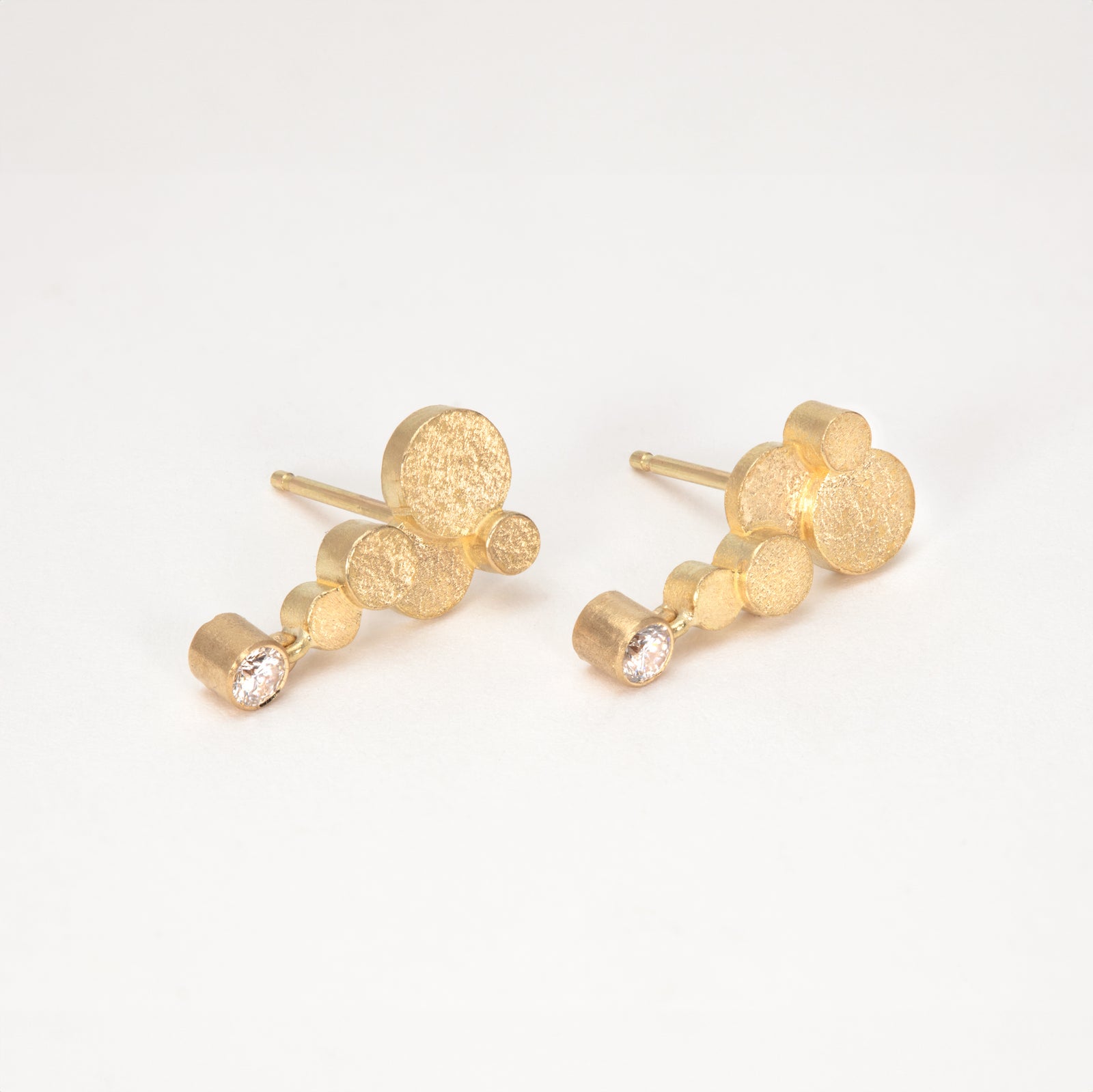 18ct Gold Staffa Stud Earrings with Diamonds