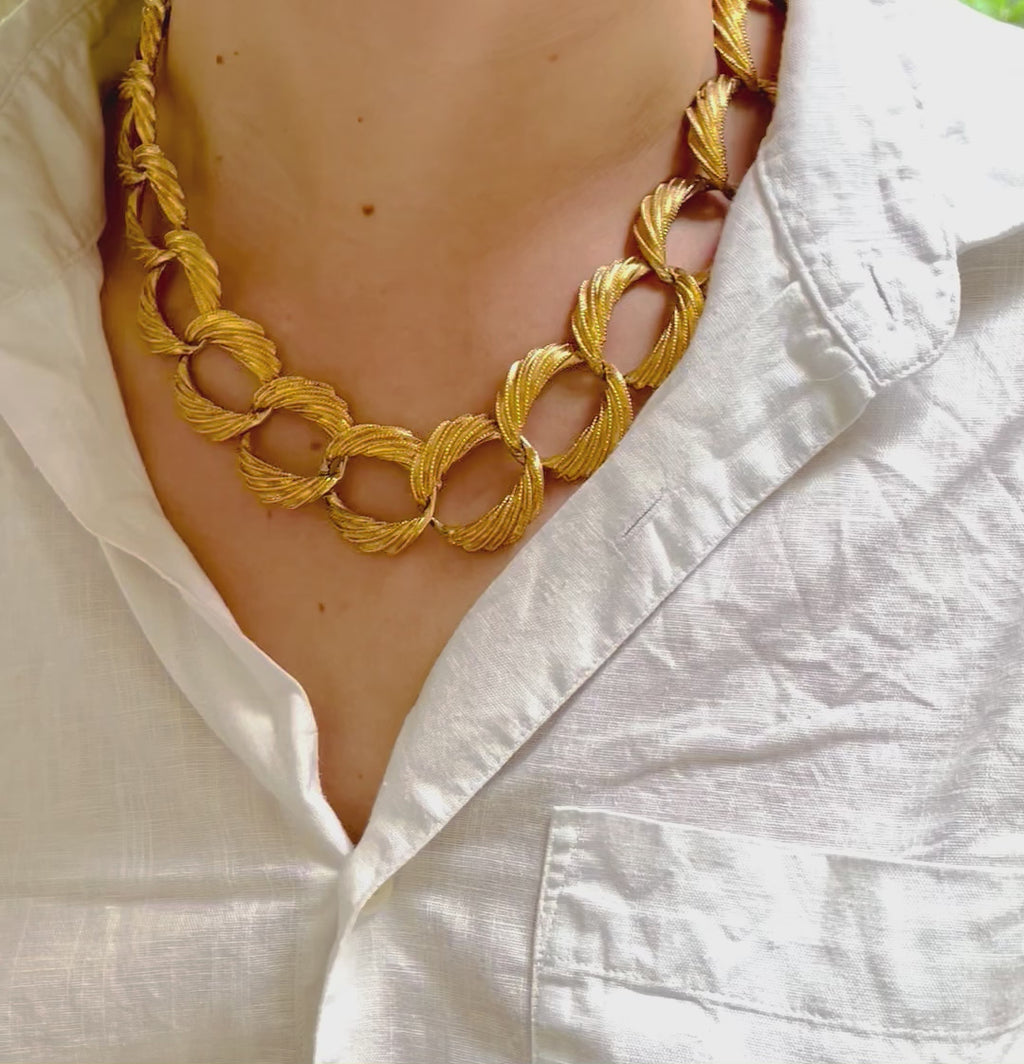 Vintage Givenchy Wood-effect Curblink Gold Chain Necklace