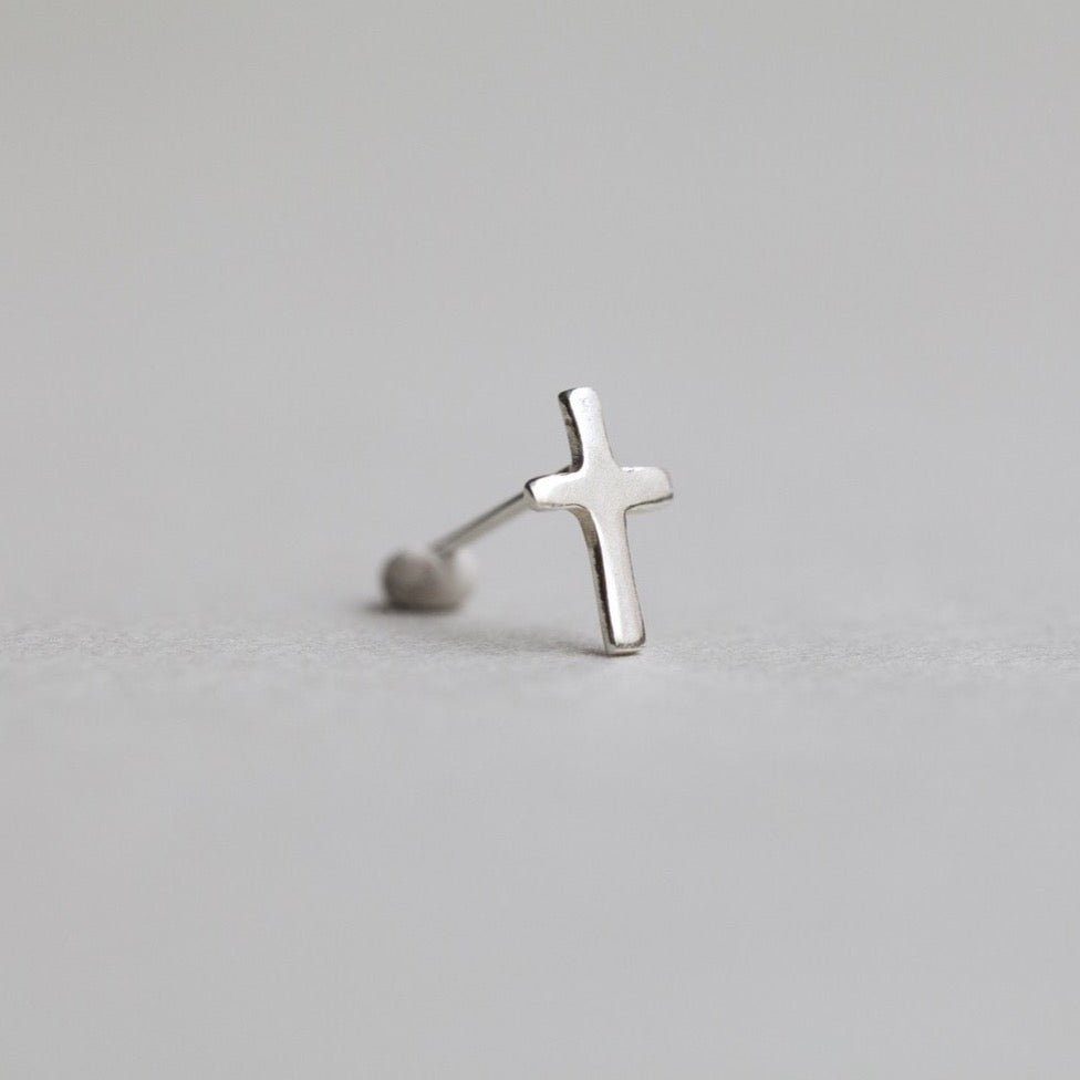 sterling silver simple cross stud