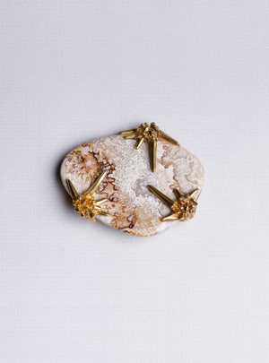 Yellow Agate and Gold Brooch