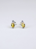 Vintage White Gold Earrings with Diamond and Yellow Sapphire