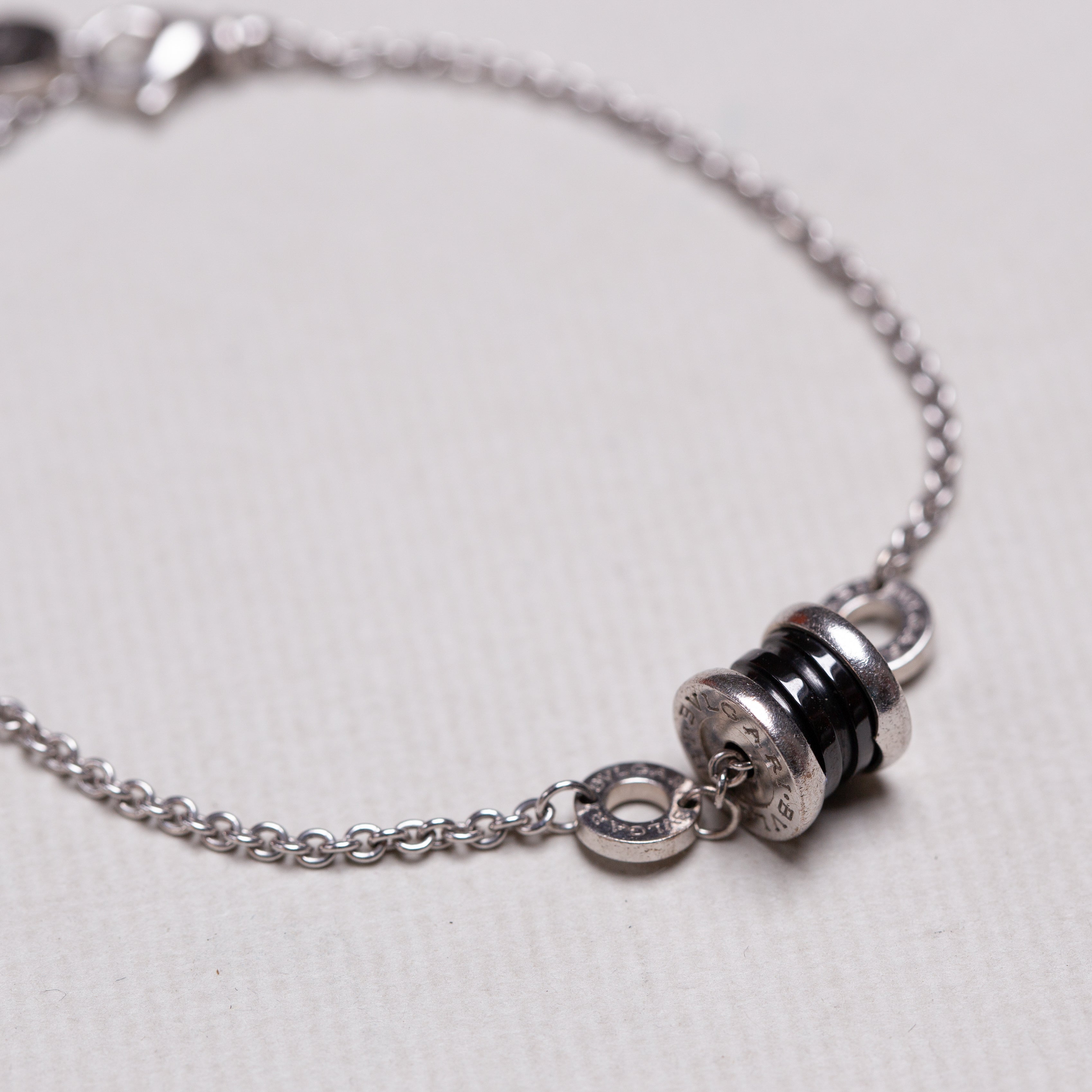Save the Children Bracelet – felt