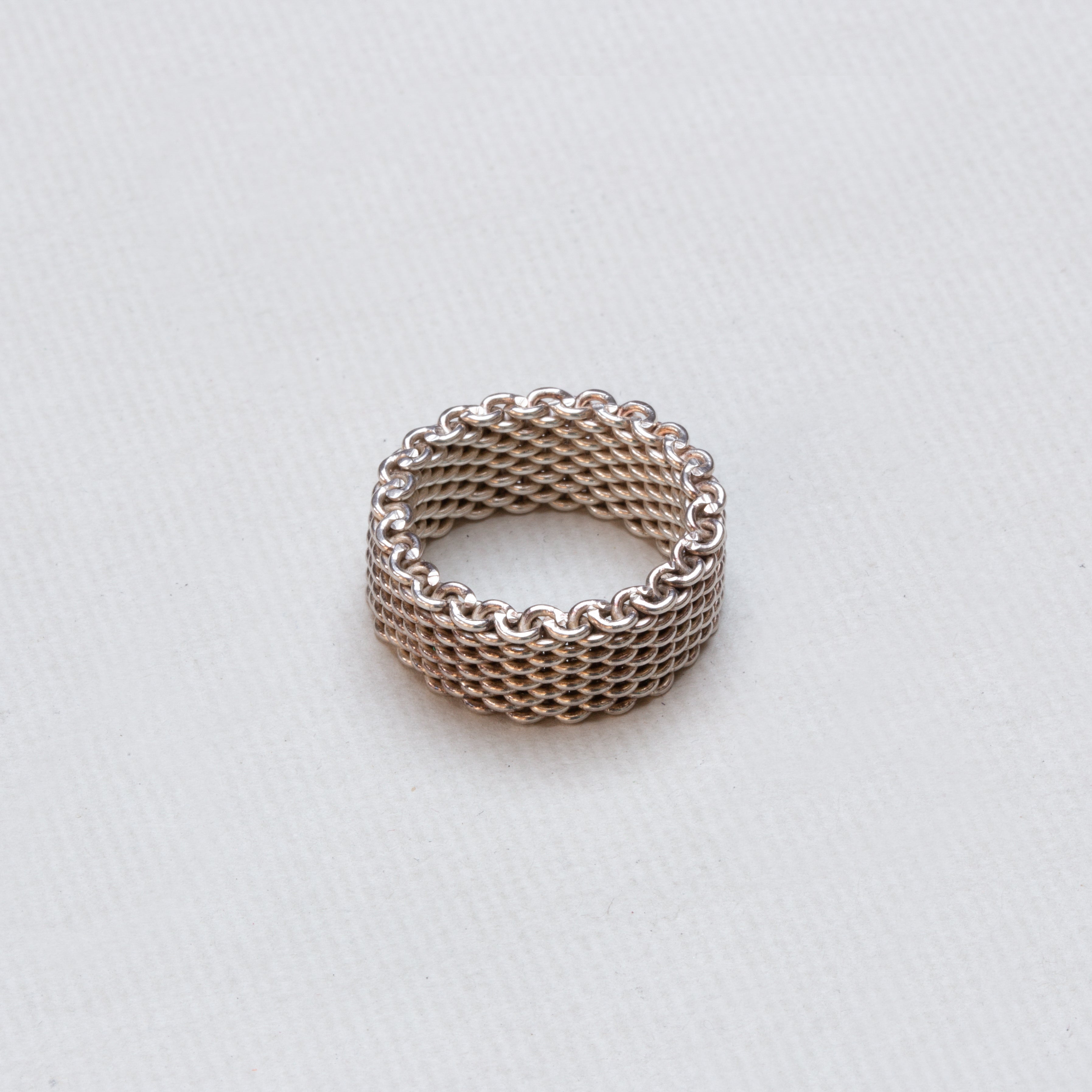 Tiffany chain hot sale mail ring