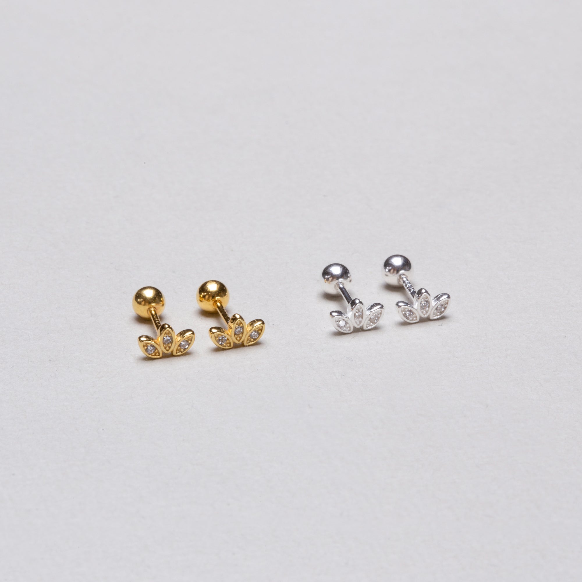 Gold-plated and Silver Petal Stud Cartilage Earring