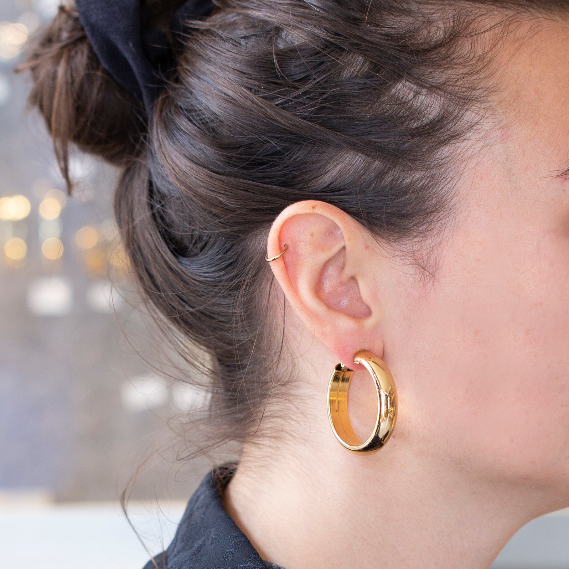 Vintage Gold Clip-on Hoop Earrings felt1