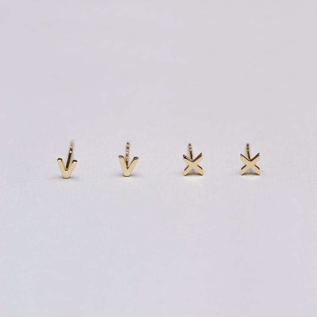 V and X Gold-plated Silver Stud Earrings
