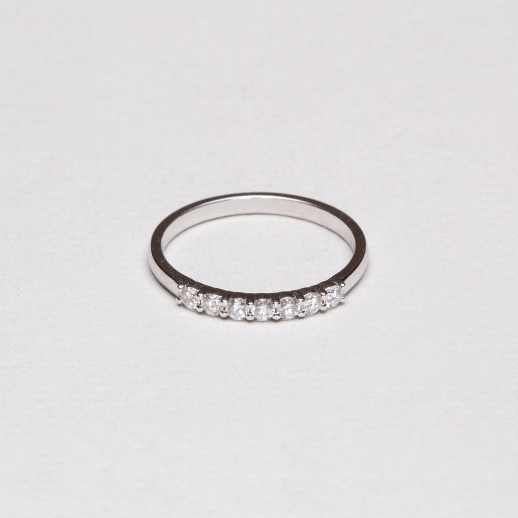 18ct White Gold Diamond Engagement Ring