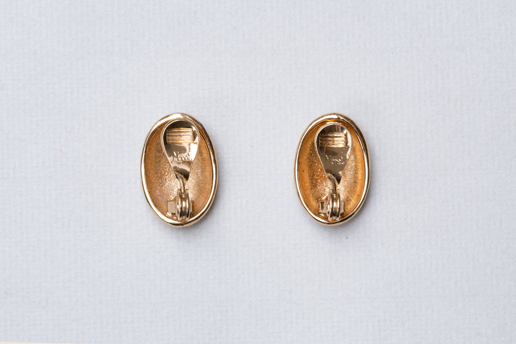 Vintage Gold Textured Clip-on Earrings