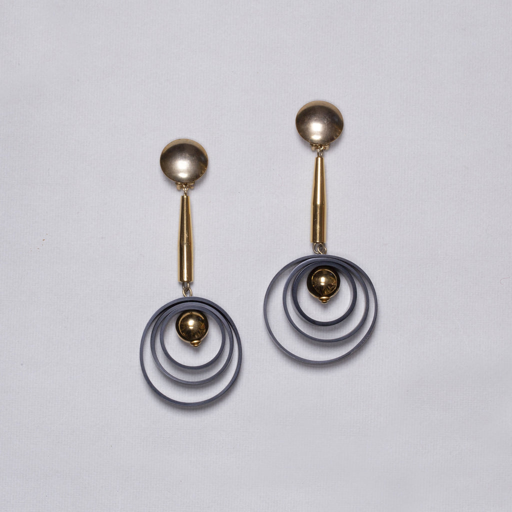 Geometric Circle Brass Clip-on Earrings