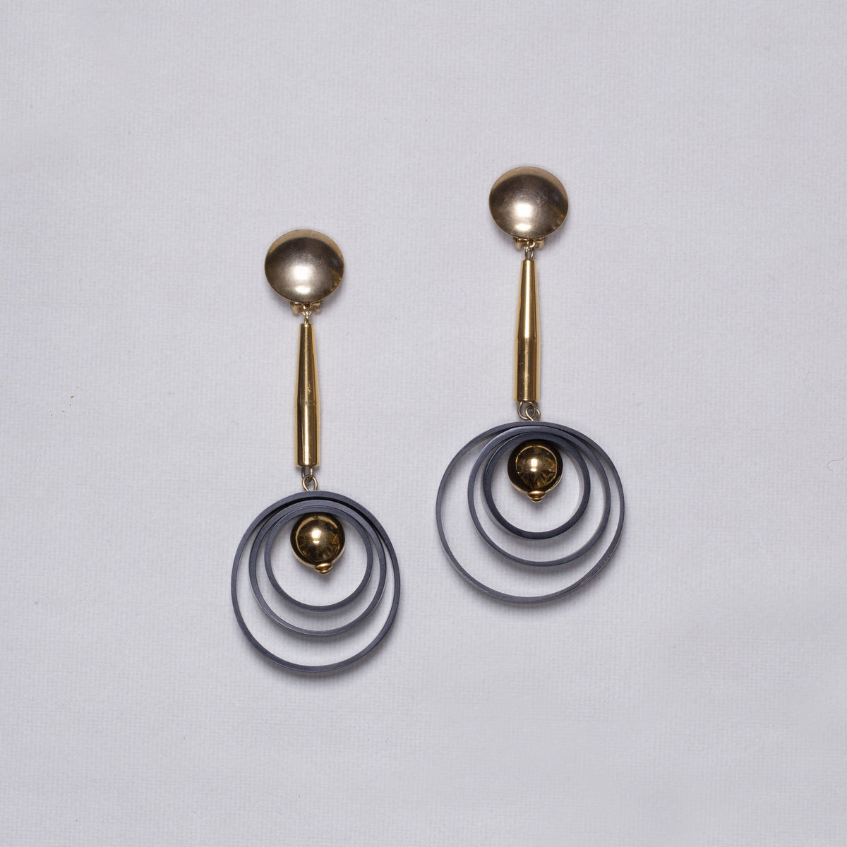 Geometric Circle Brass Clip-on Earrings