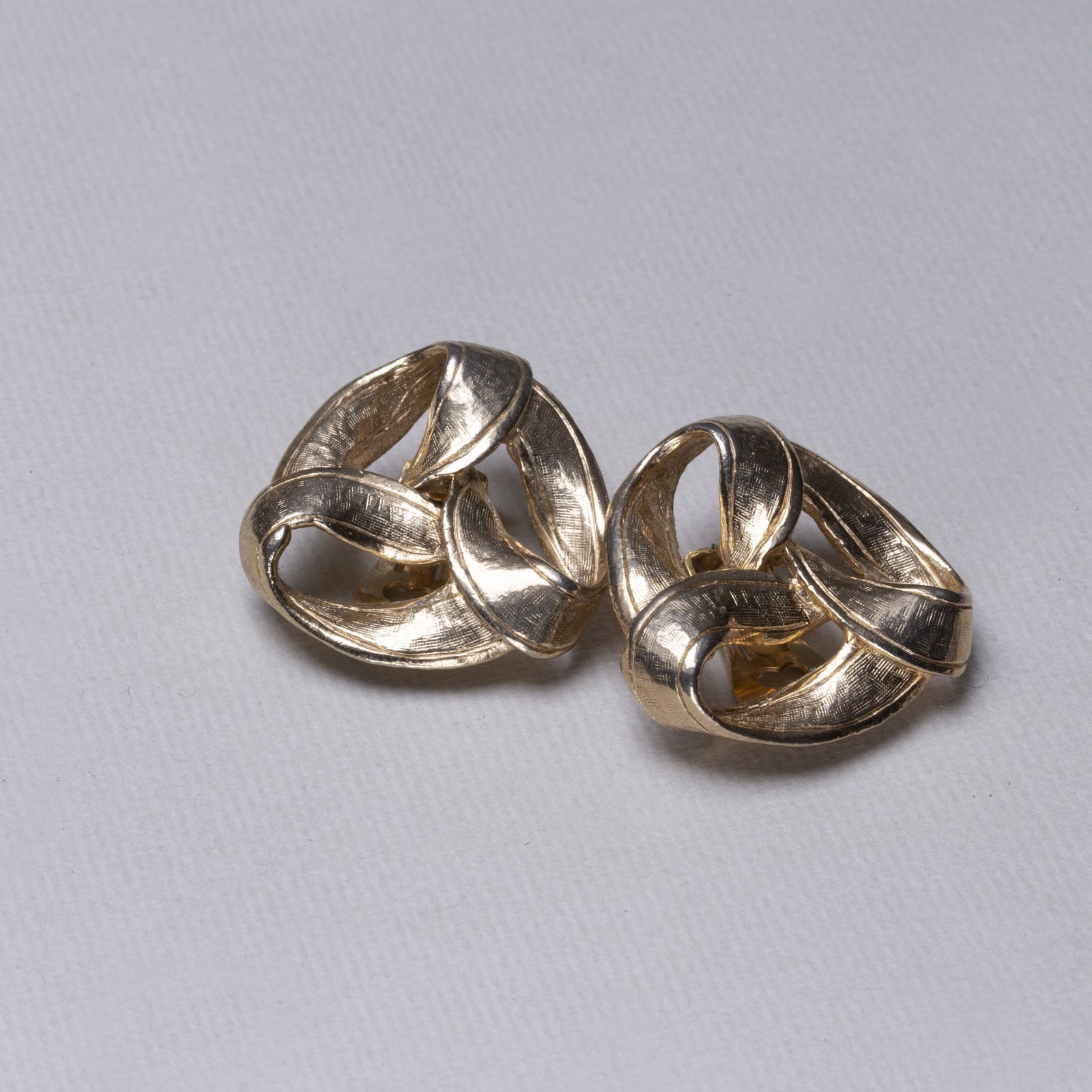 Textured Gold Chain Necklace and Earrings