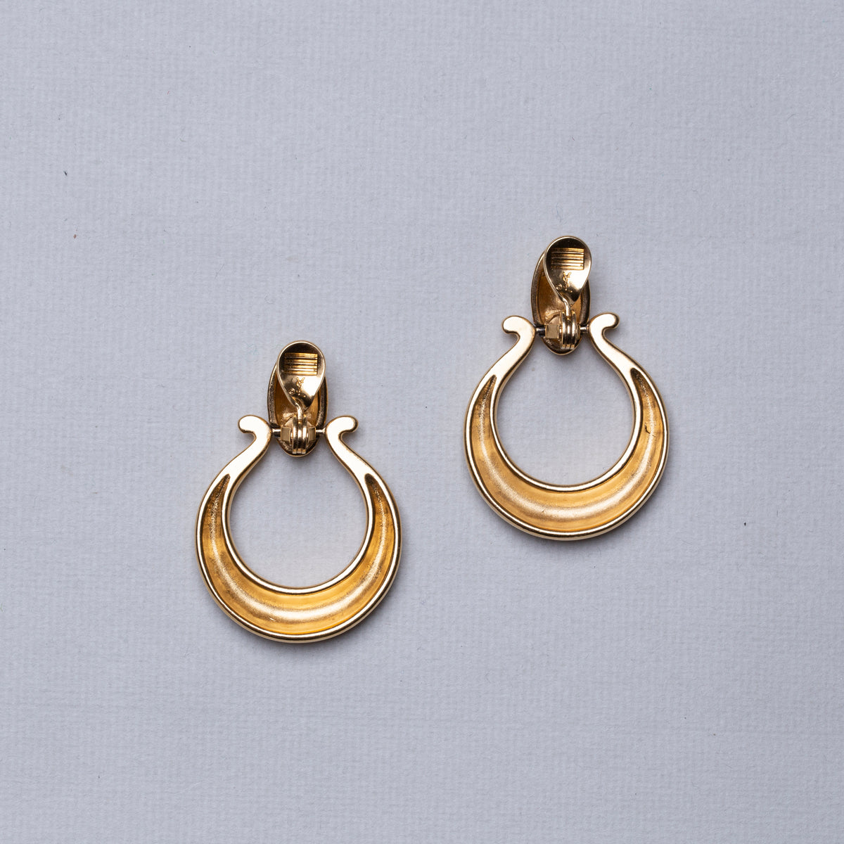 Vintage Gold Clip-on Earrings