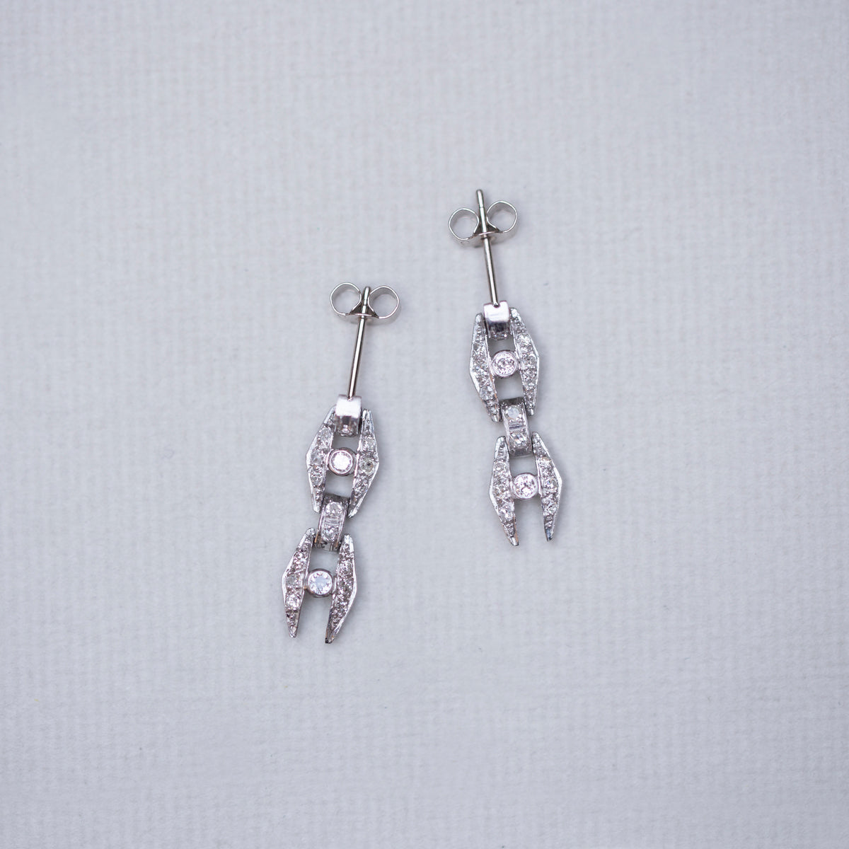 Vintage White Gold Stud Earrings with Diamonds