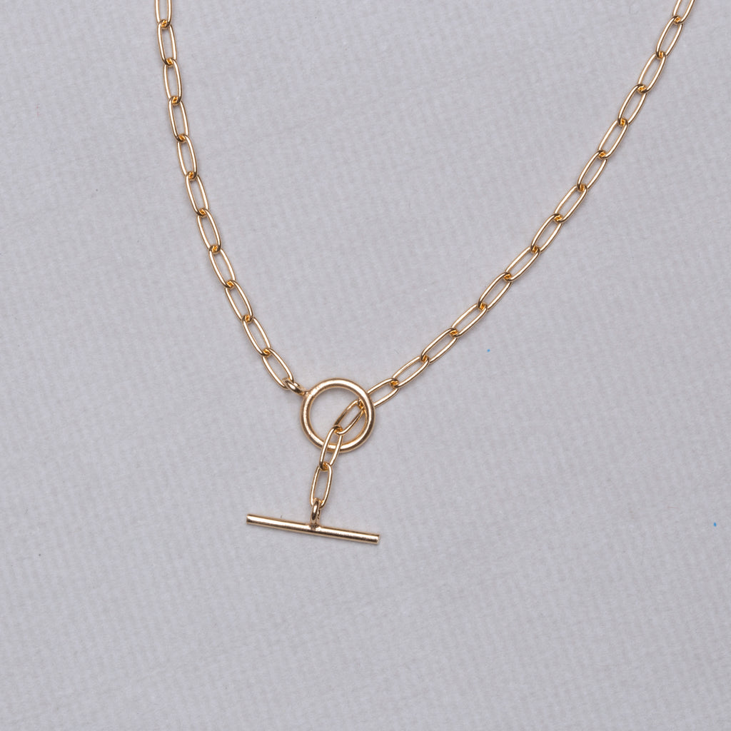 Oval Chain Necklace with T-Bar