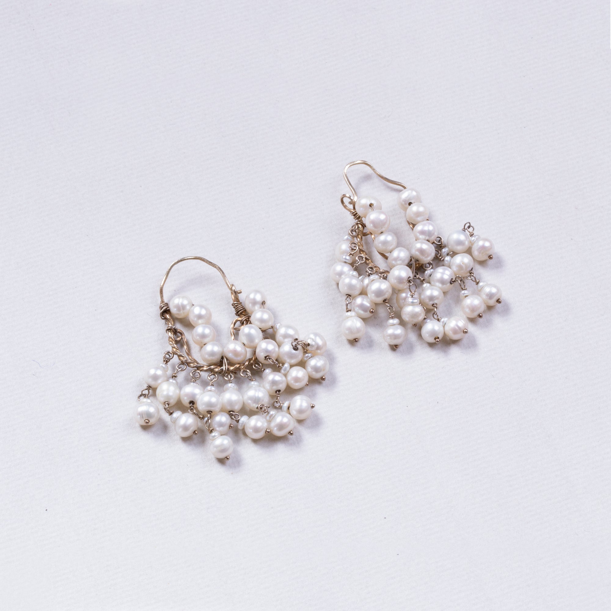 Gold Plated Wire Earrings with Pearls