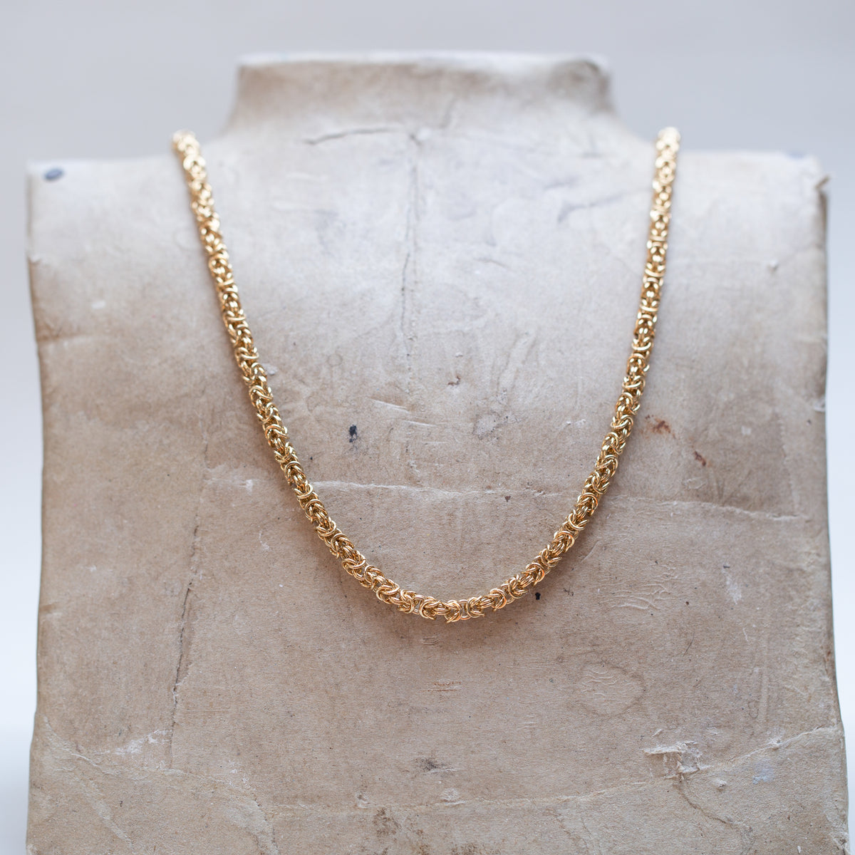 givency gold chuncky chain