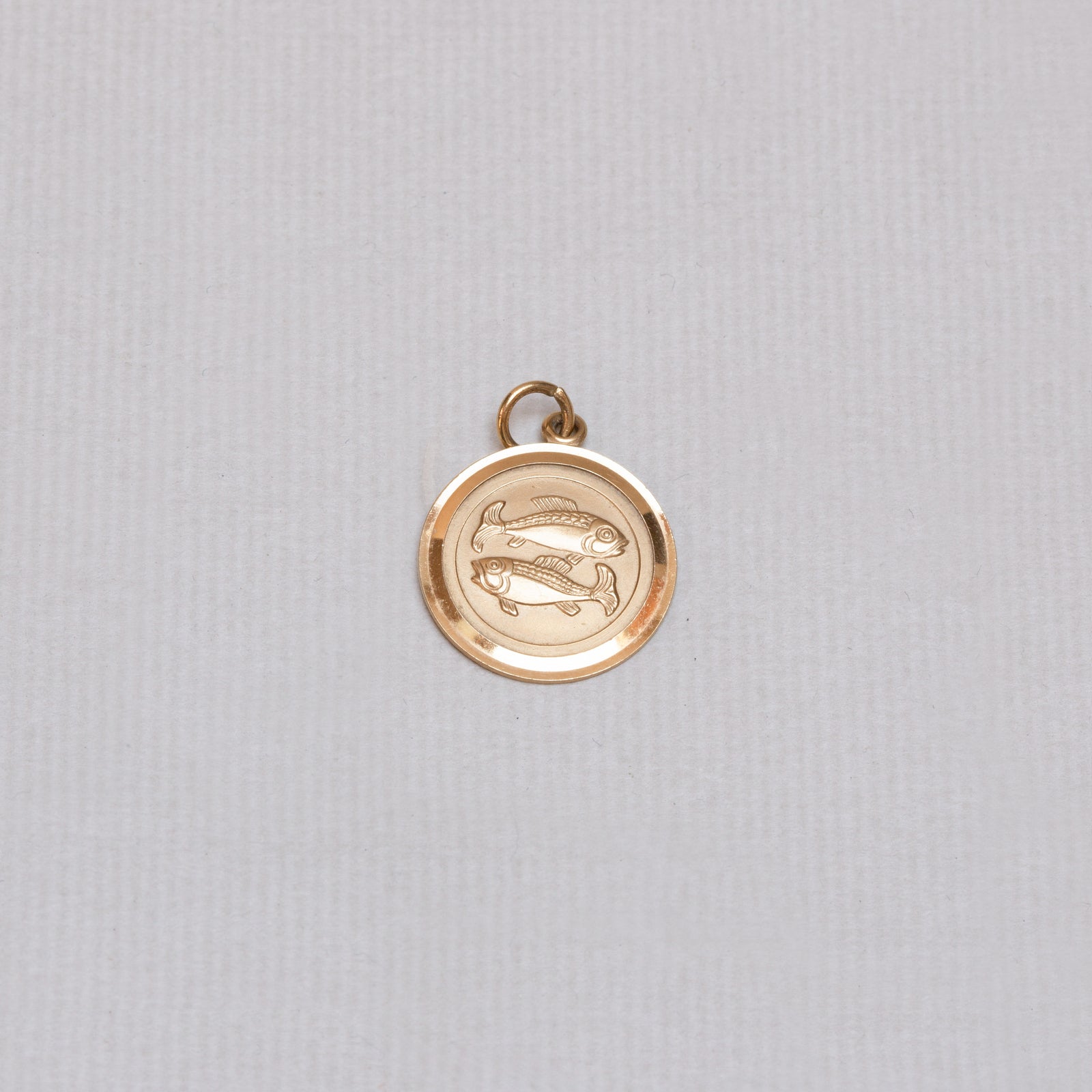 Vintage 9ct Gold Pisces Charm Pendant