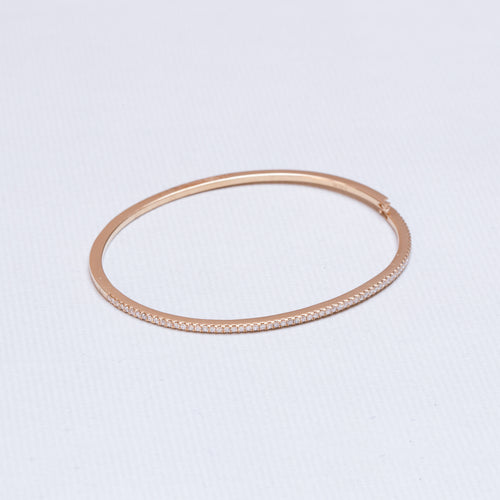 18ct Gold Flat Bangle Bracelet with Diamonds