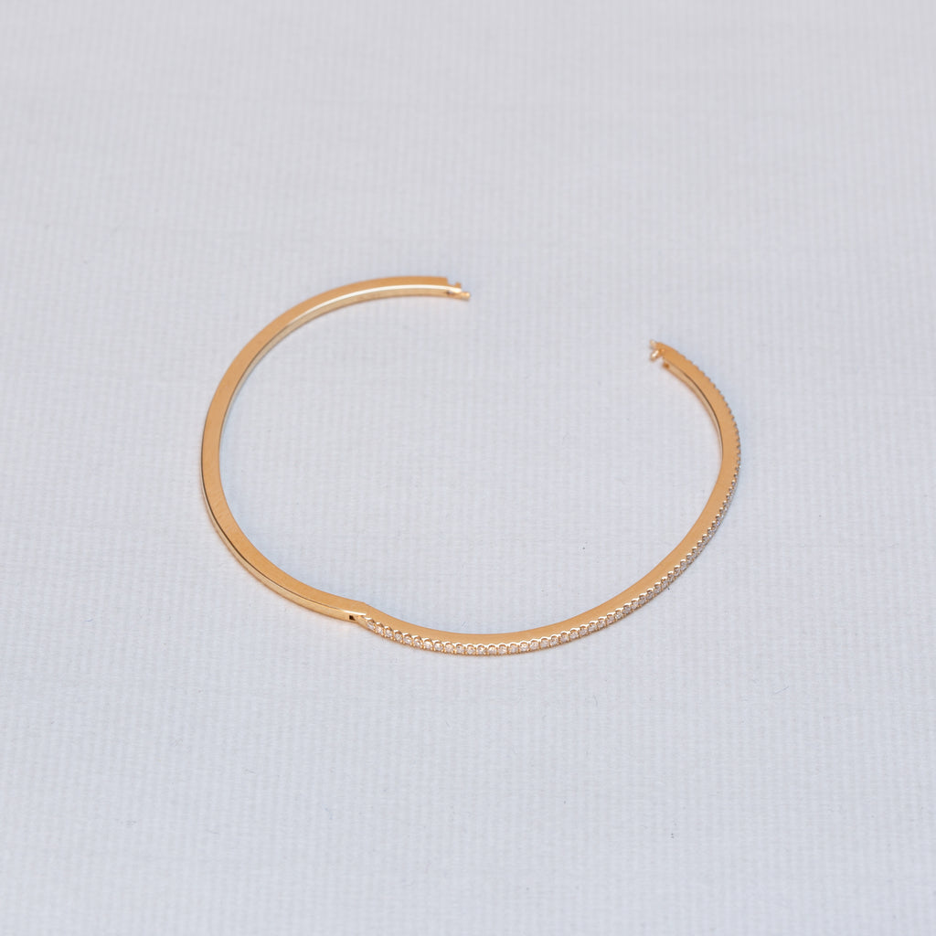 18ct Gold Flat Bangle Bracelet with Diamonds